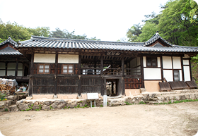 Yeongsanam of Bongjeongsa Temple